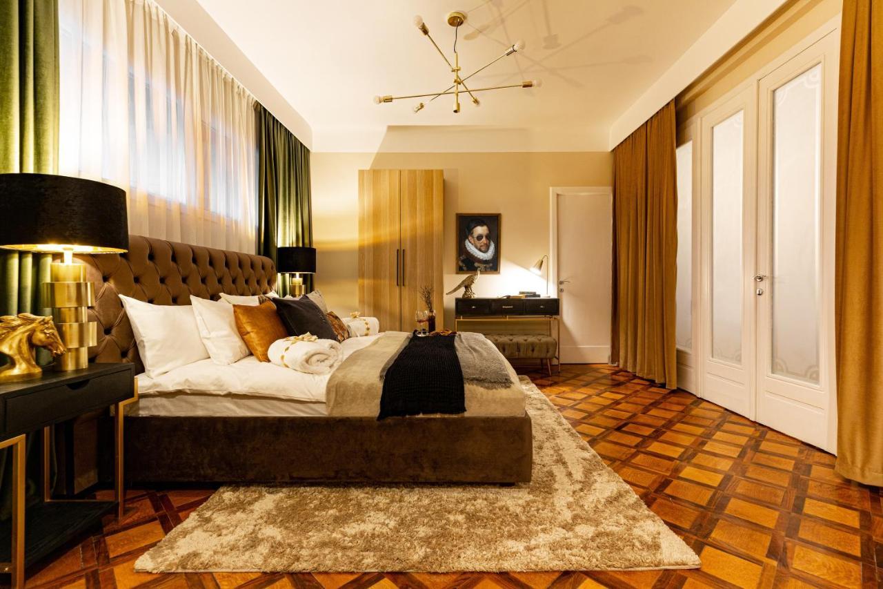 Qult - The Renaissance Affair Apartment Bucureşti Exterior foto